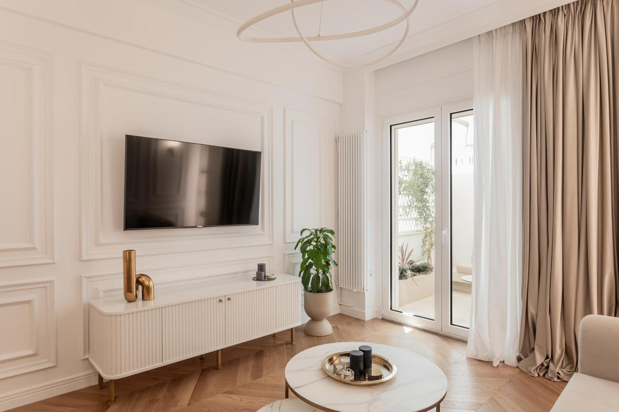 Elegant Apartment A Breath Away From The Acropolis Atene Esterno foto